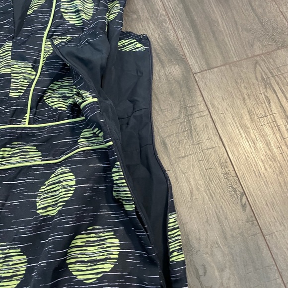 Banana Republic Sheath Dress - Picture 4 of 5